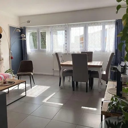 T2 - Balcon, Ascenseur, Wifi, Equipe A - Fr-1-553-225 *